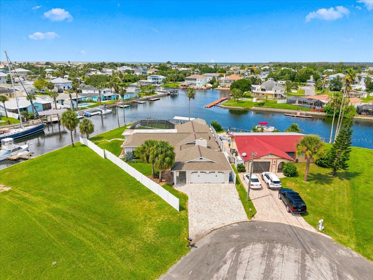4087 GULF COAST DRIVE