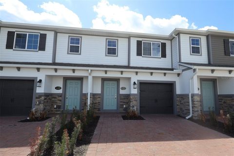 4136 CAMPSITE LOOP ORLANDO FL 32824