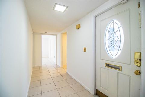 A home in LAKELAND