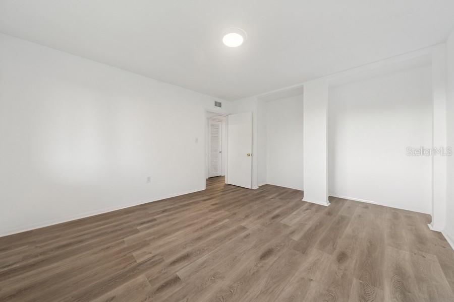 WINTER HAVEN HARBOUR APTS CONDO - Residential