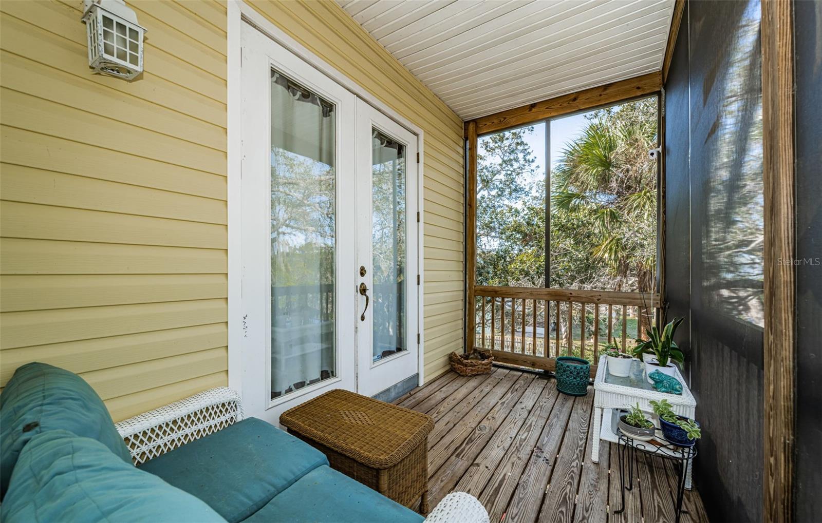 MARTHAS VINEYARD - Residential