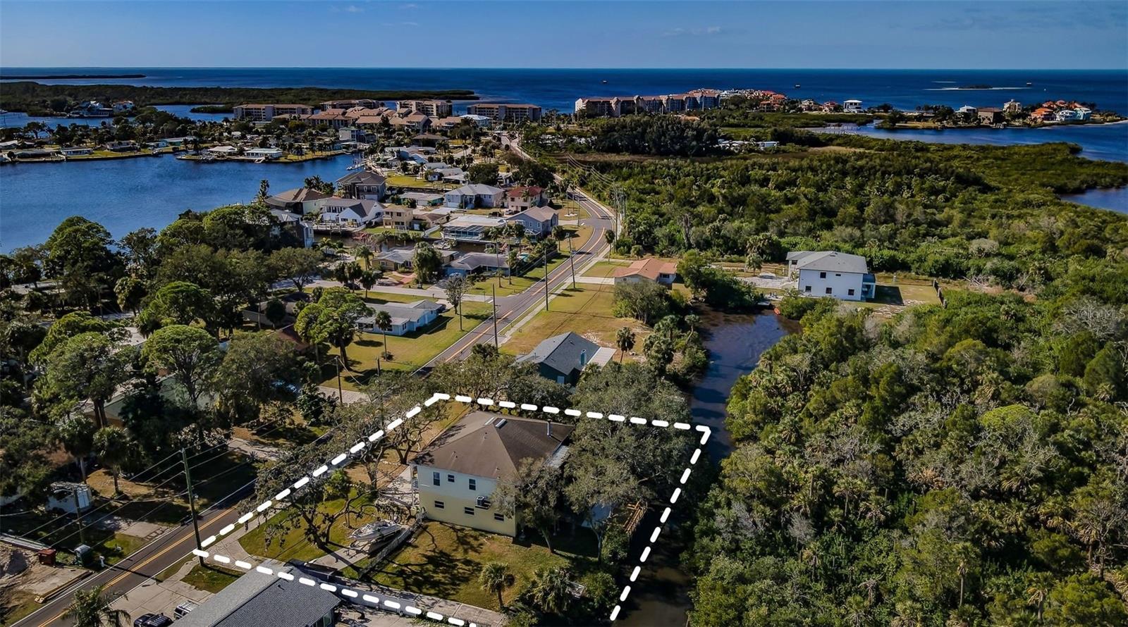 MARTHAS VINEYARD - Residential