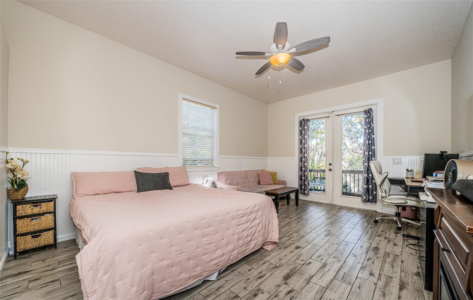 MARTHAS VINEYARD - Residential