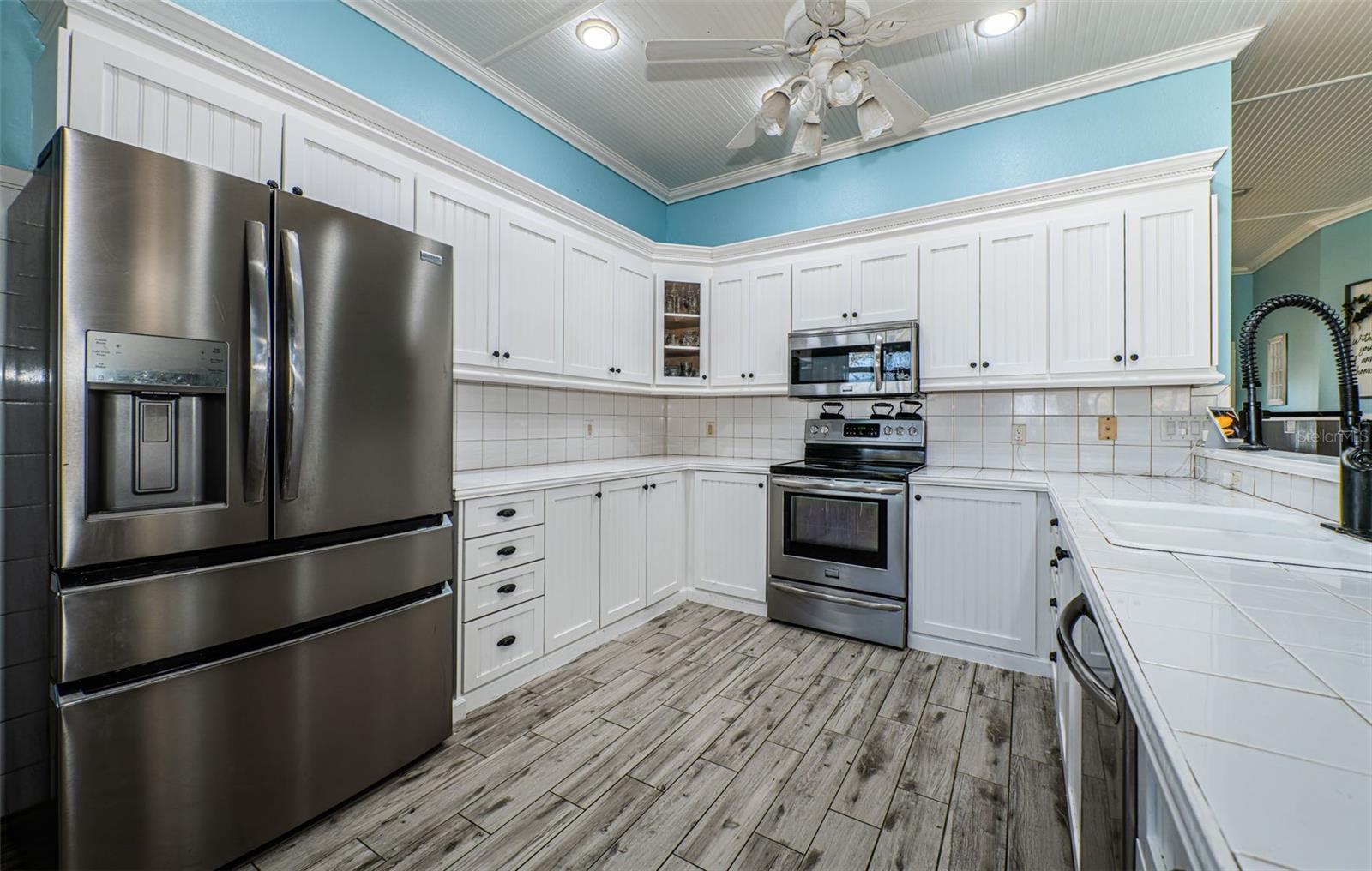 MARTHAS VINEYARD - Residential