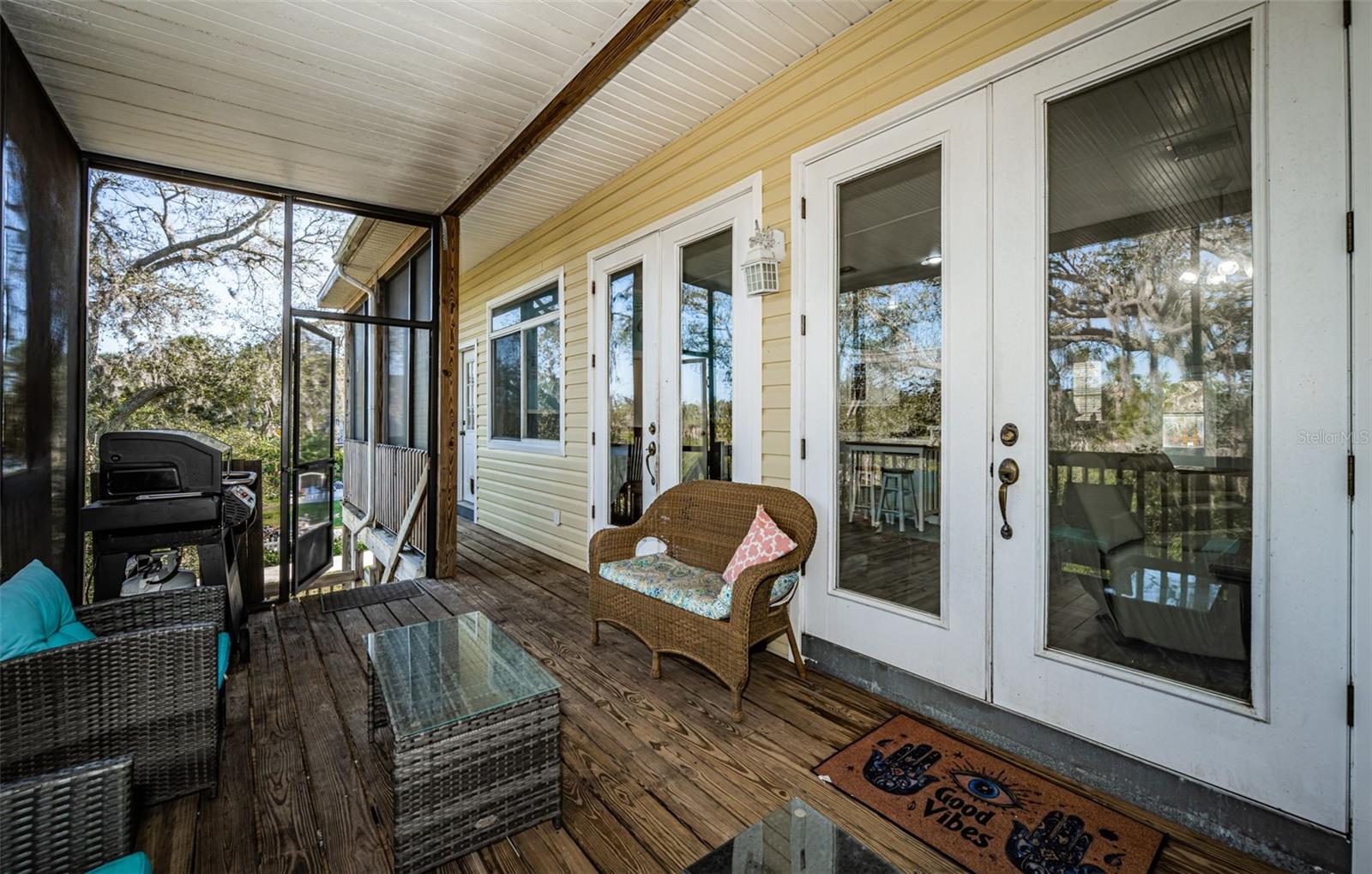 MARTHAS VINEYARD - Residential