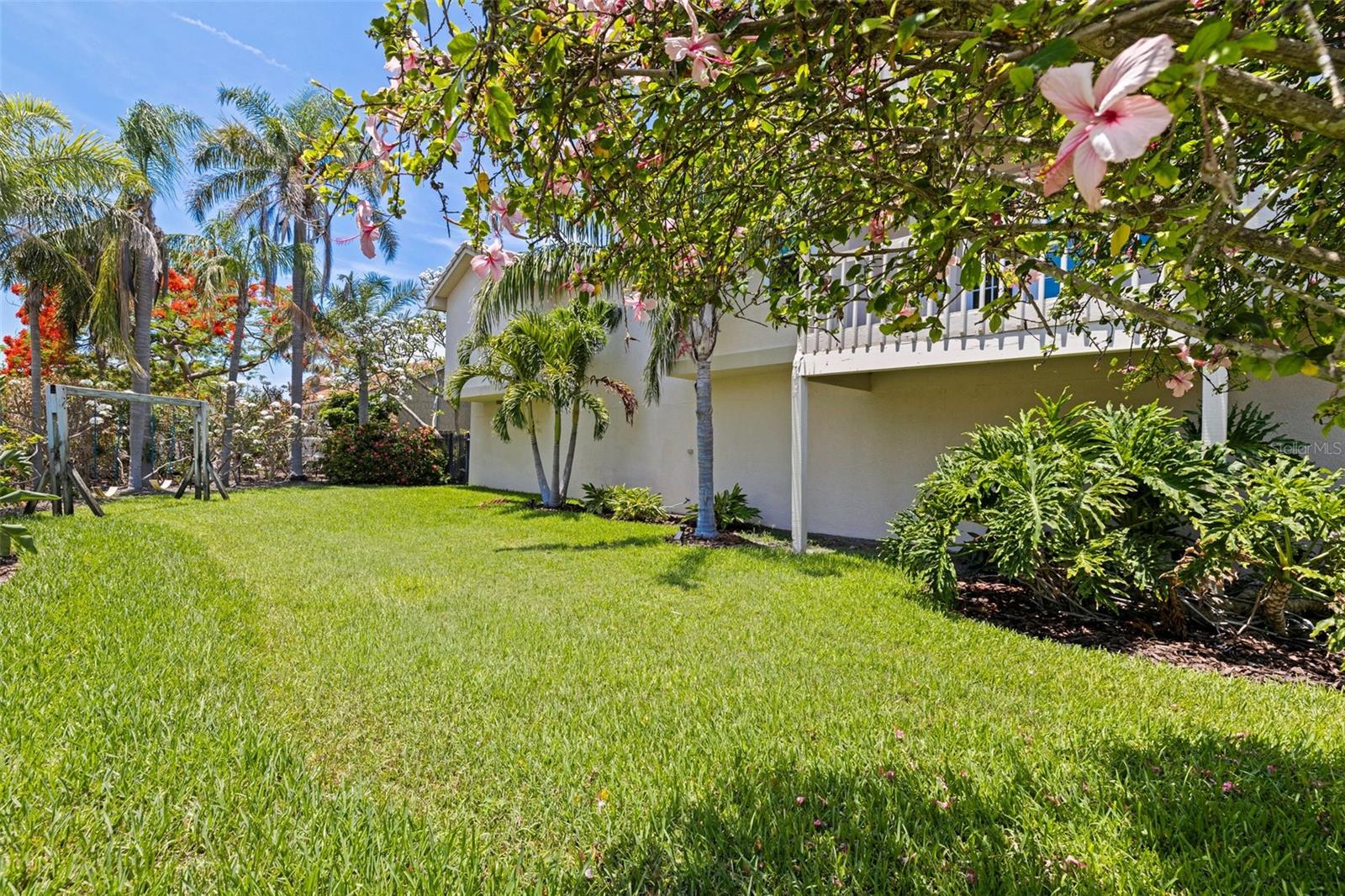 TIERRA VERDE - Residential