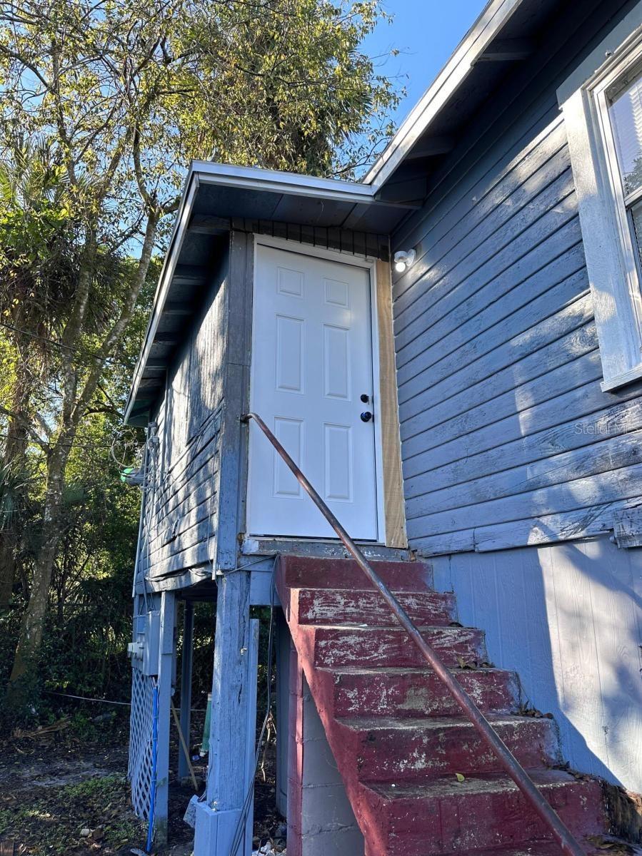 SOUTH SANFORD - Residential Lease