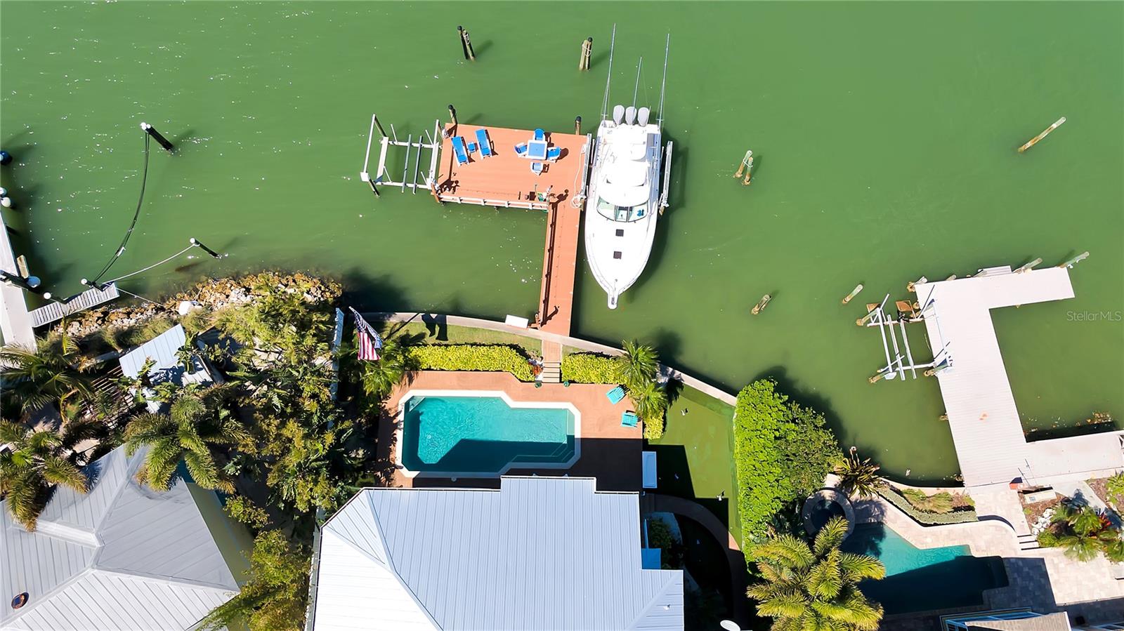 HARBOR HILLS ESTATES - Residential