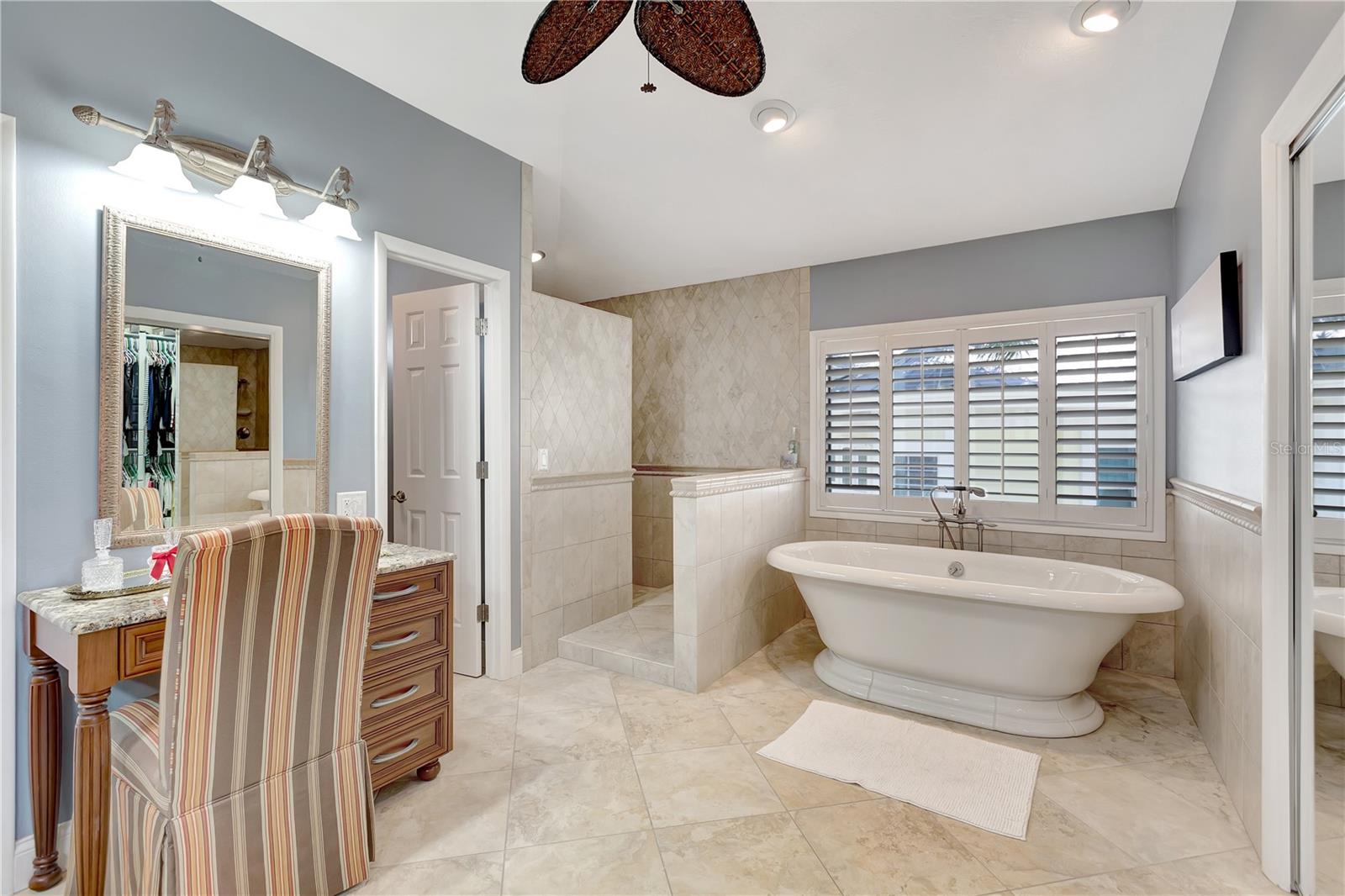 HARBOR HILLS ESTATES - Residential