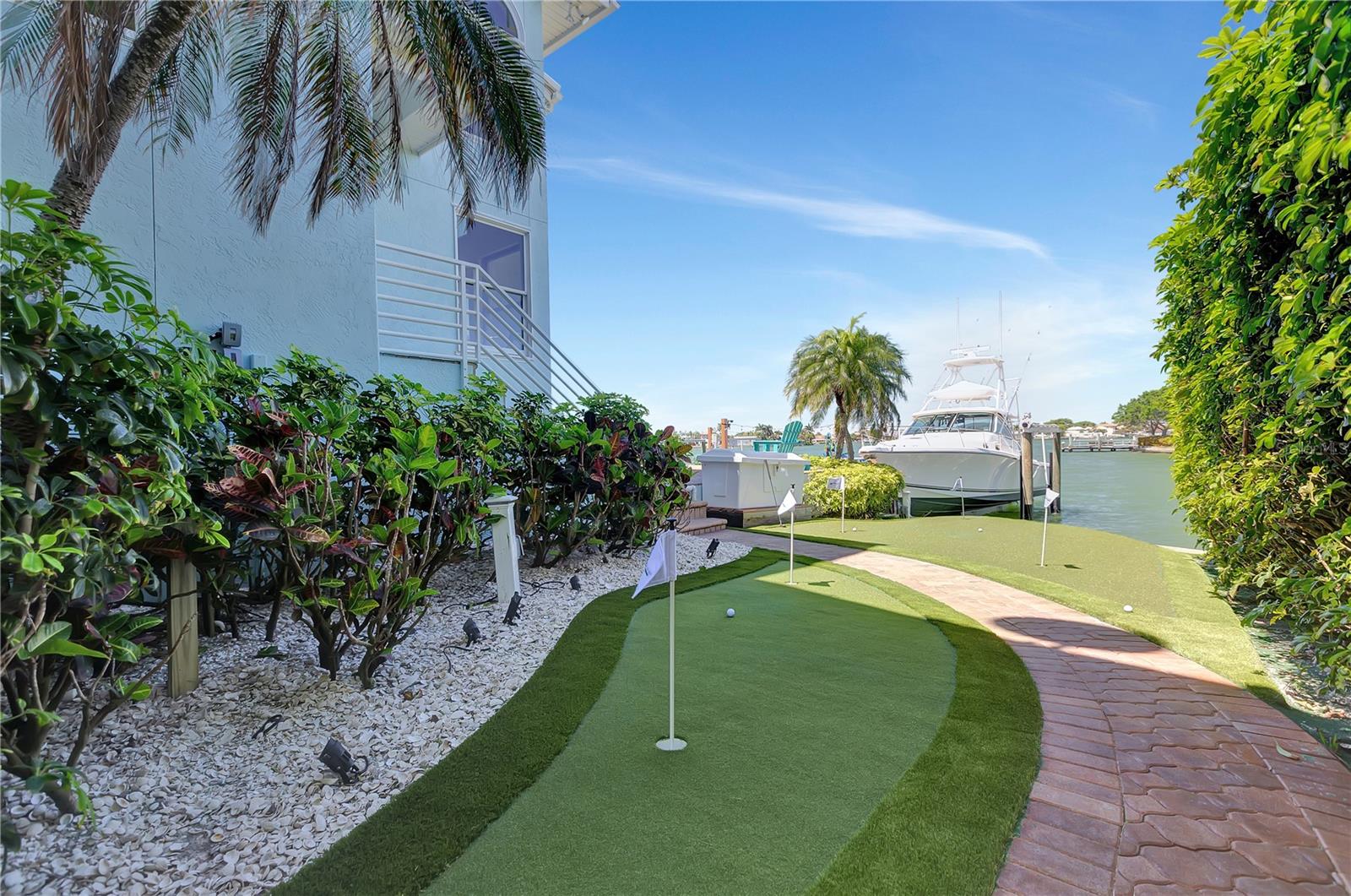 HARBOR HILLS ESTATES - Residential