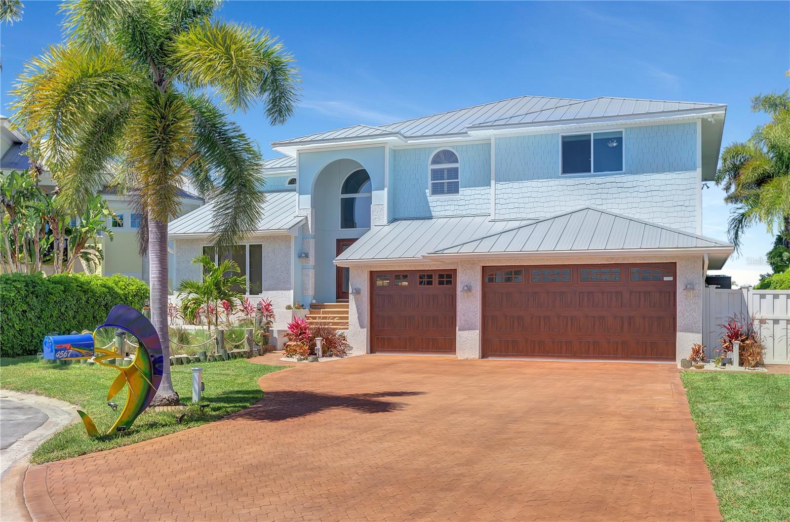 HARBOR HILLS ESTATES - Residential