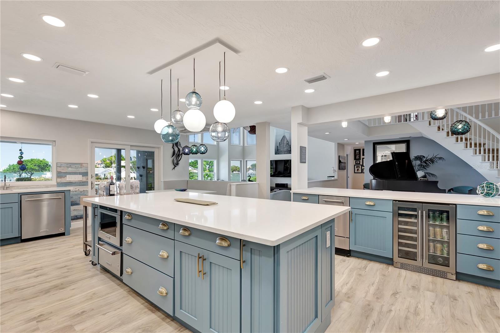 HARBOR HILLS ESTATES - Residential