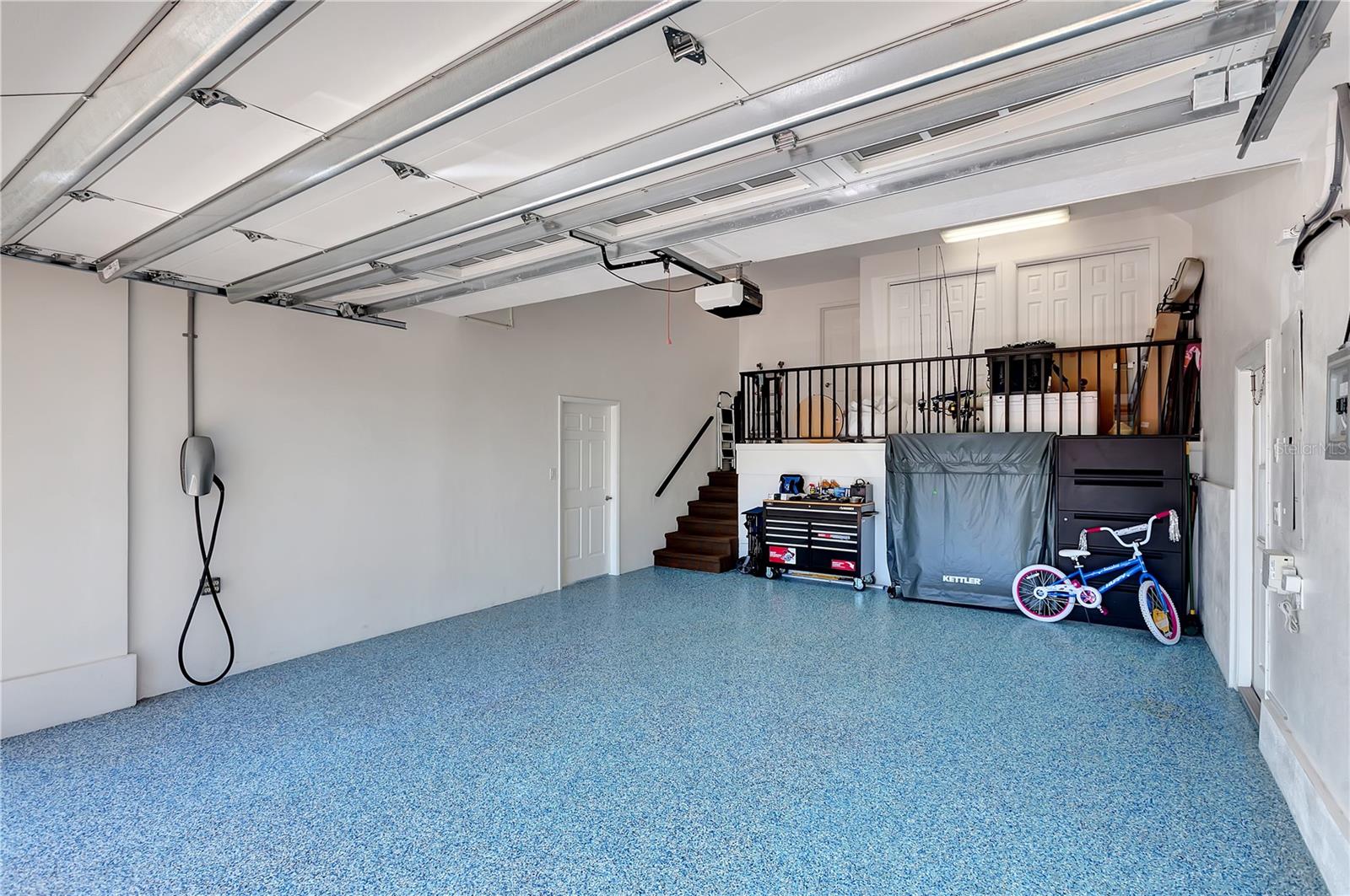 HARBOR HILLS ESTATES - Residential