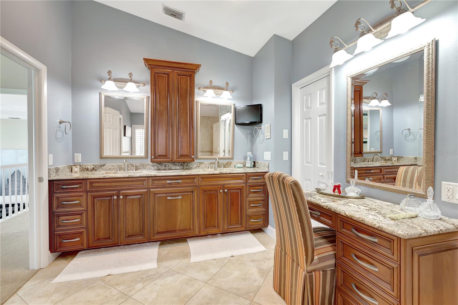 HARBOR HILLS ESTATES - Residential