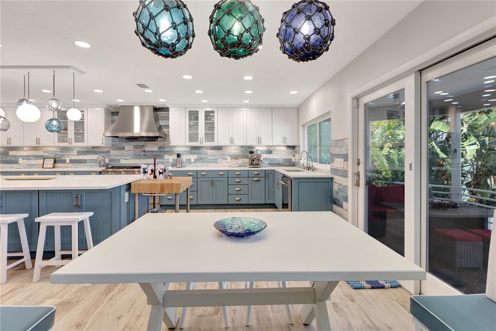 HARBOR HILLS ESTATES - Residential