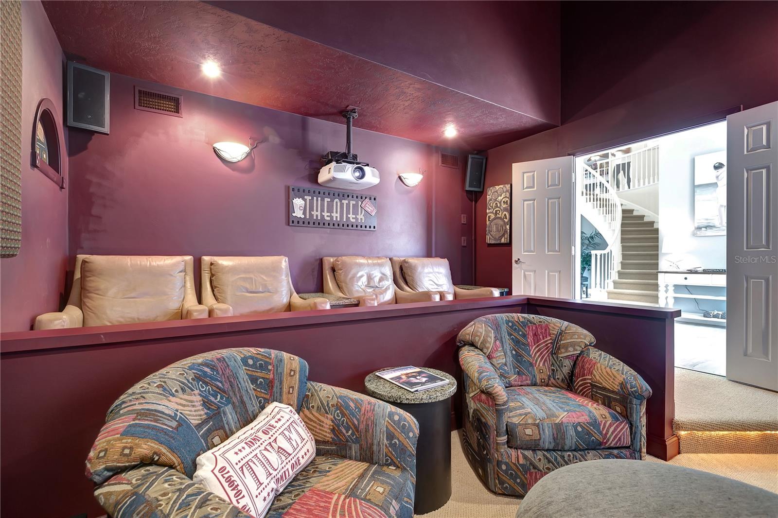 HARBOR HILLS ESTATES - Residential