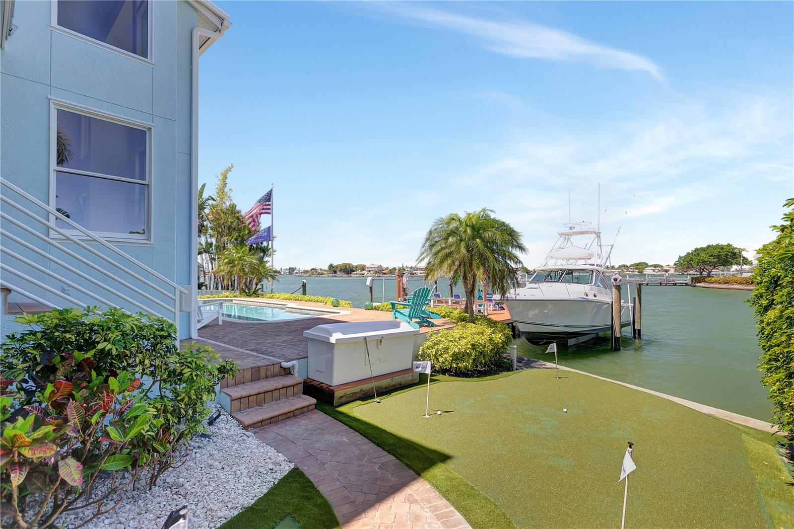 HARBOR HILLS ESTATES - Residential