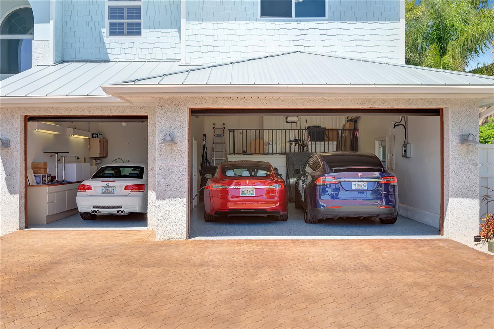 HARBOR HILLS ESTATES - Residential