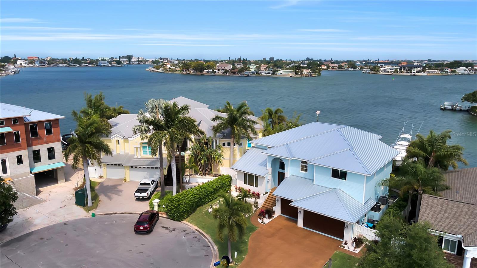 HARBOR HILLS ESTATES - Residential