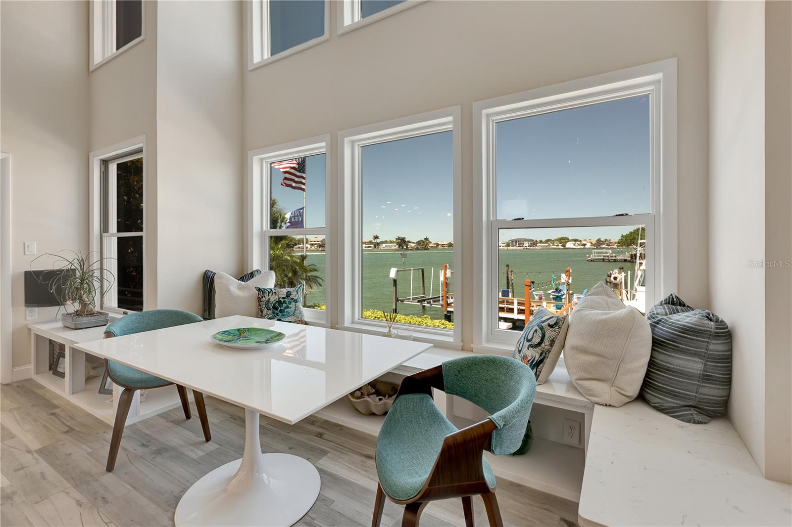 HARBOR HILLS ESTATES - Residential