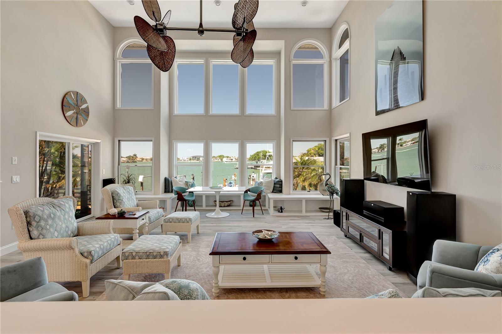 HARBOR HILLS ESTATES - Residential