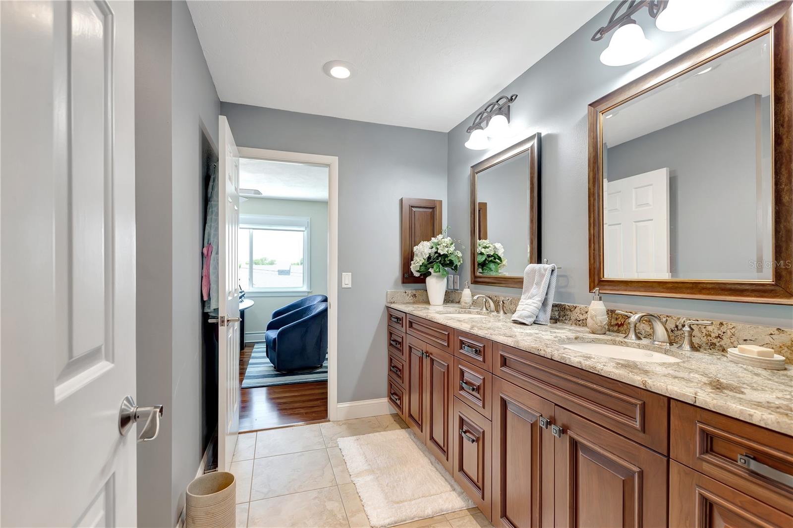 HARBOR HILLS ESTATES - Residential