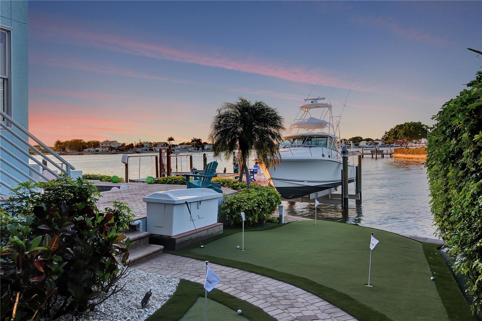 HARBOR HILLS ESTATES - Residential