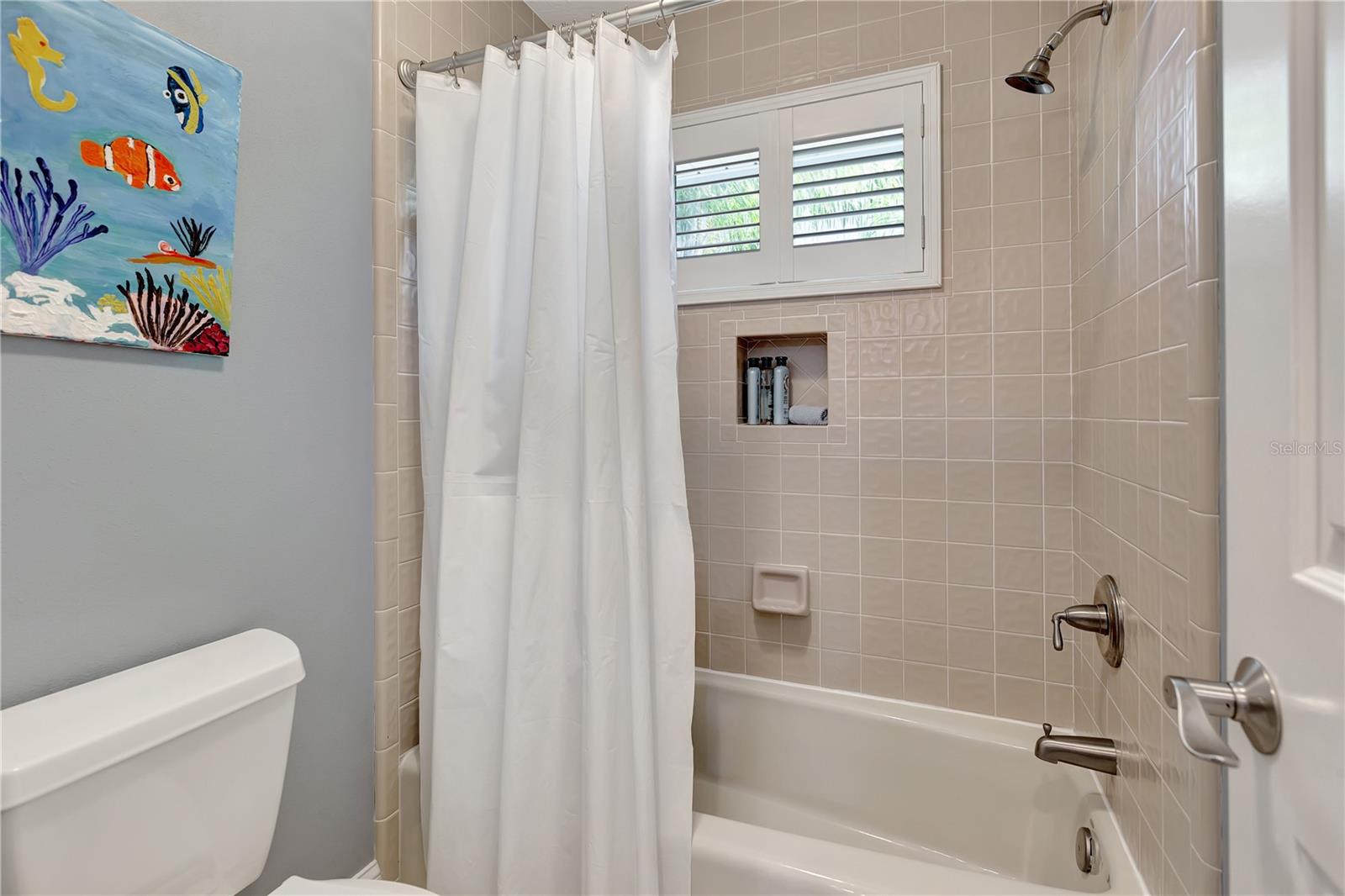 HARBOR HILLS ESTATES - Residential