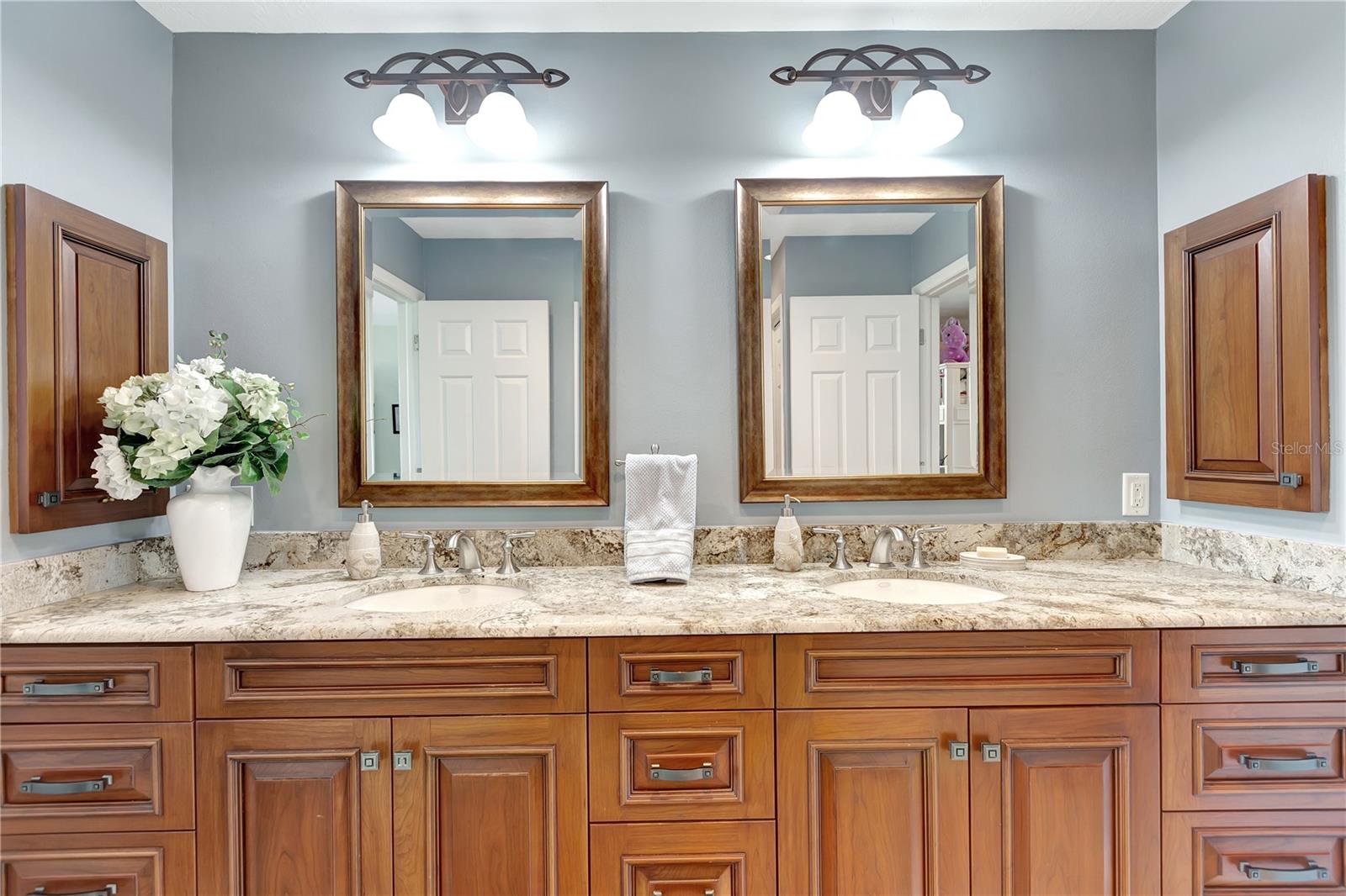 HARBOR HILLS ESTATES - Residential