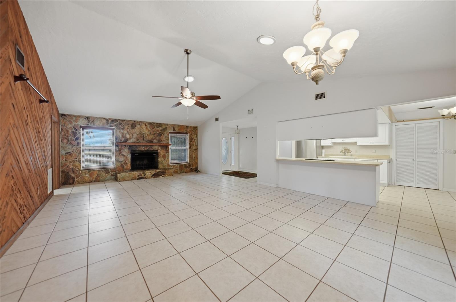 5205 SW CARLTON AVENUE