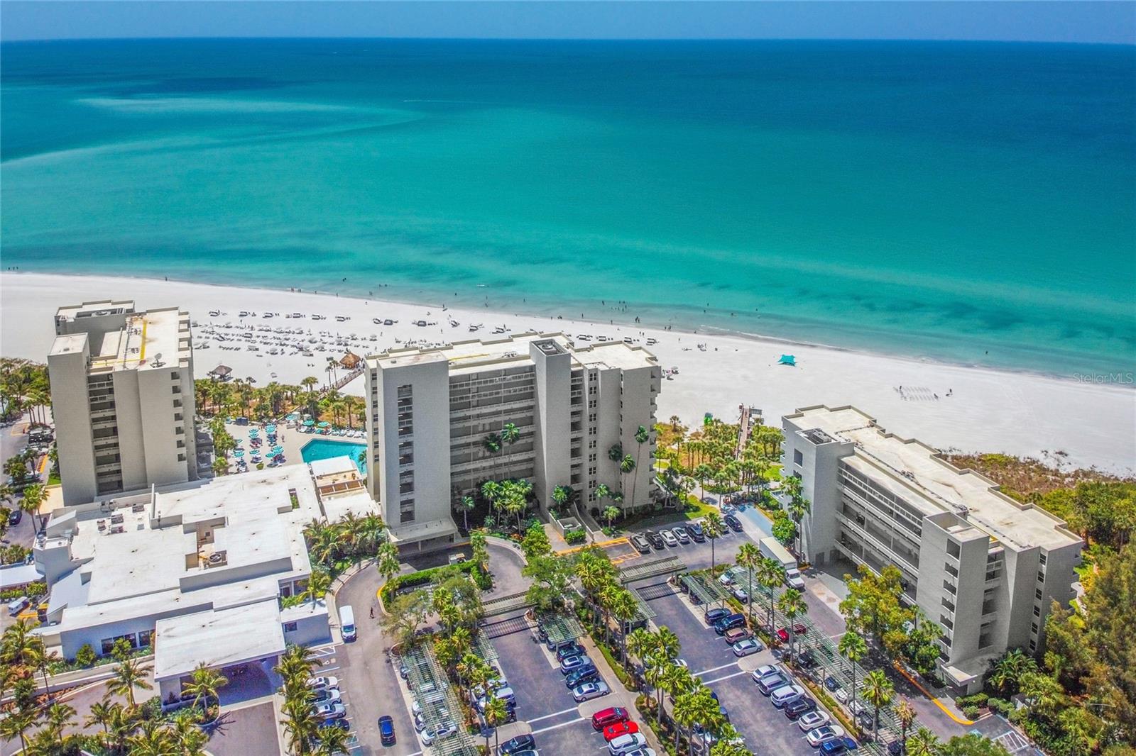 INN ON THE BEACH PH I - Residential
