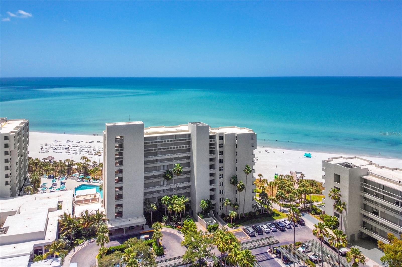 INN ON THE BEACH PH I - Residential