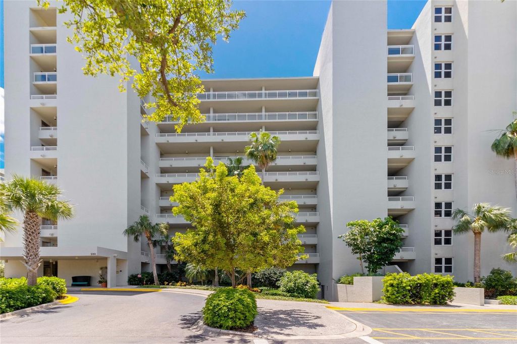 Photo of 230 Sands Point Road #3205, Longboat Key, FL 34228 (MLS # A4667440)