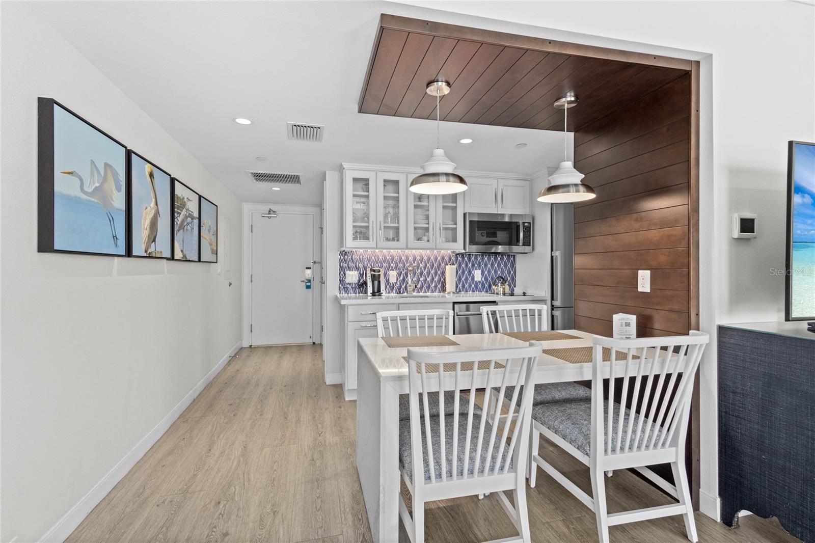 INN ON THE BEACH PH I - Residential