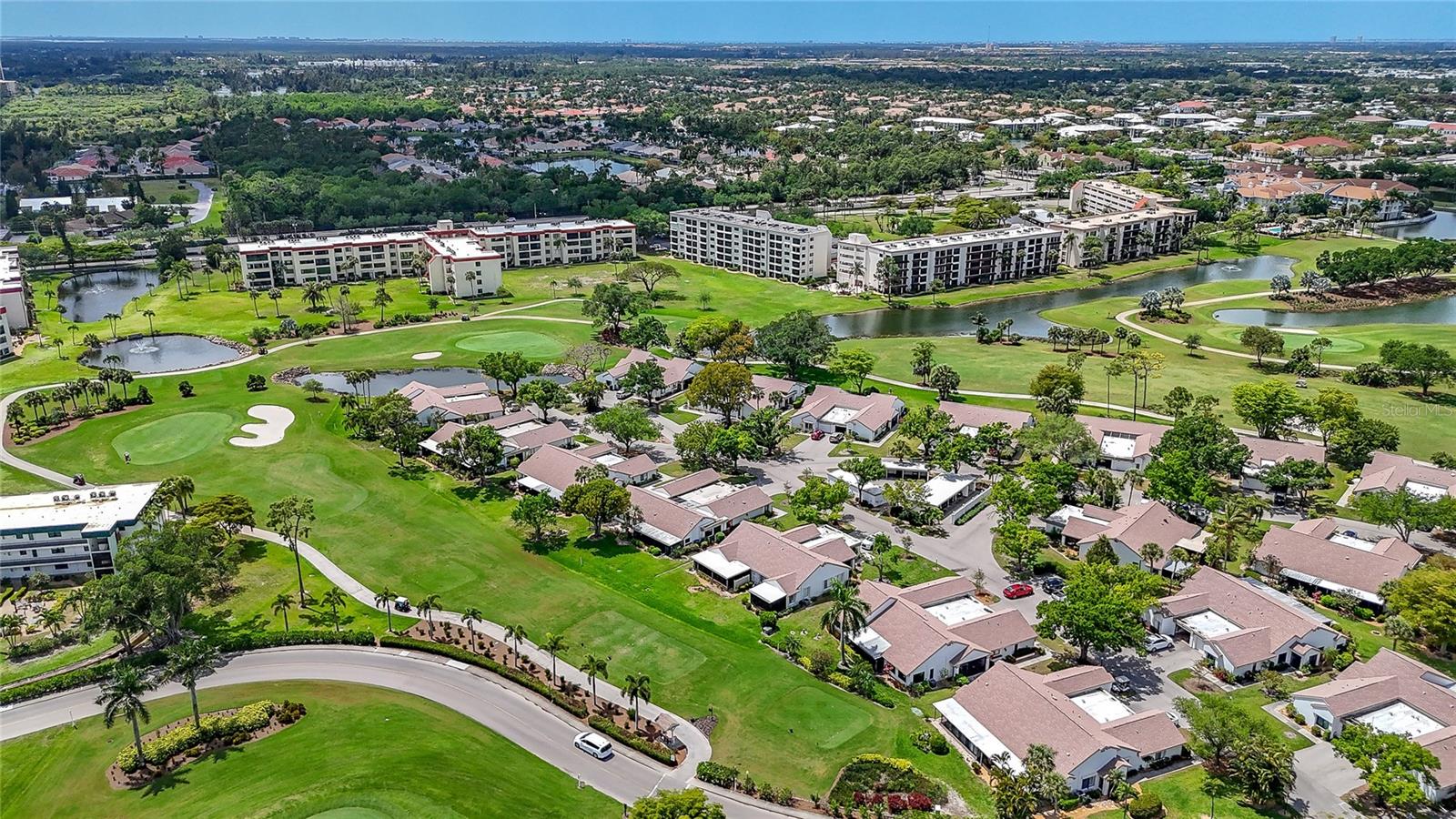 7 LAKES CONDO - Residential