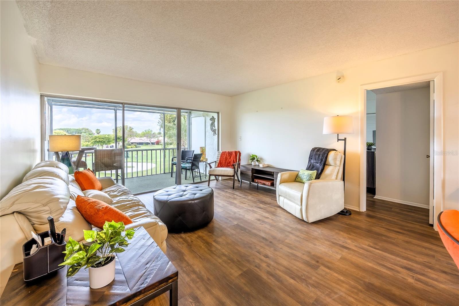 7 LAKES CONDO - Residential