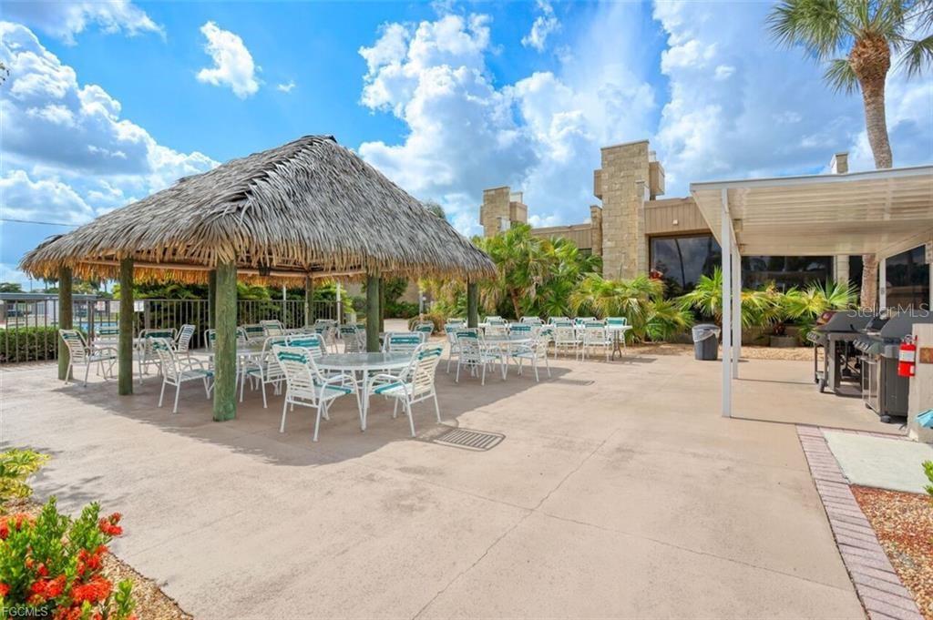 7 LAKES CONDO - Residential