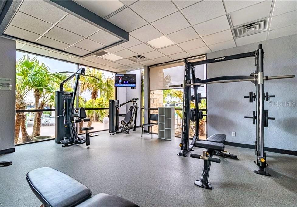7 LAKES CONDO - Residential
