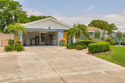 A home in LARGO