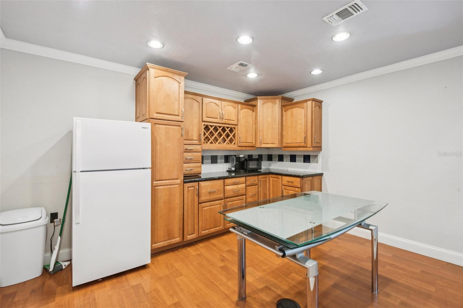 WESTSHORE CLUB I A CONDO - Commercial Sale
