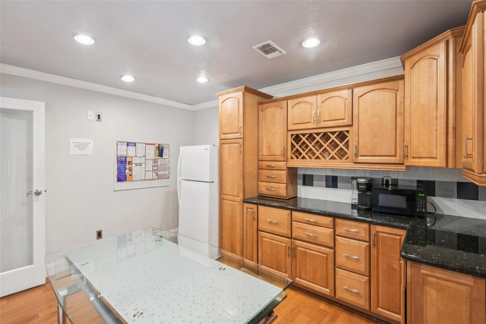 WESTSHORE CLUB I A CONDO - Commercial Sale