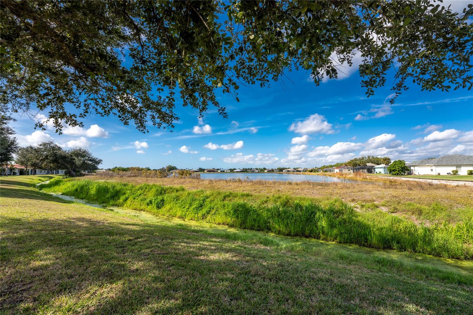 ALHAMBRA/LK MARLIN PH I - Residential