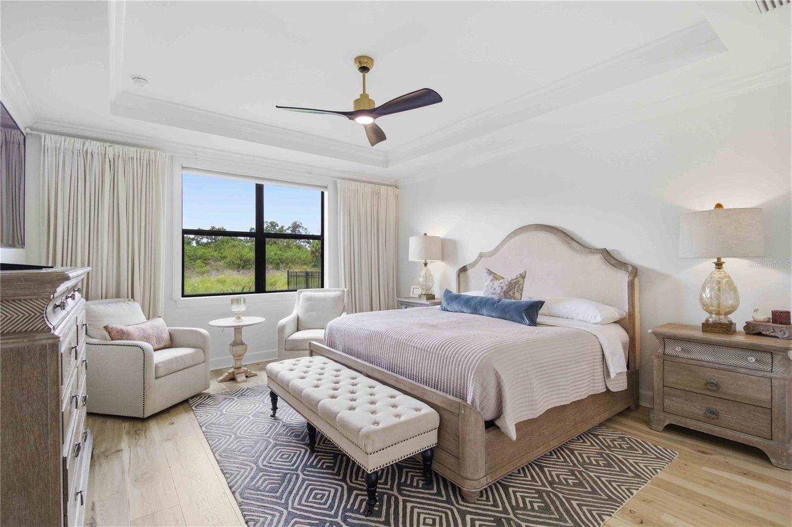 SAPPHIRE POINT PH IIIA - Residential