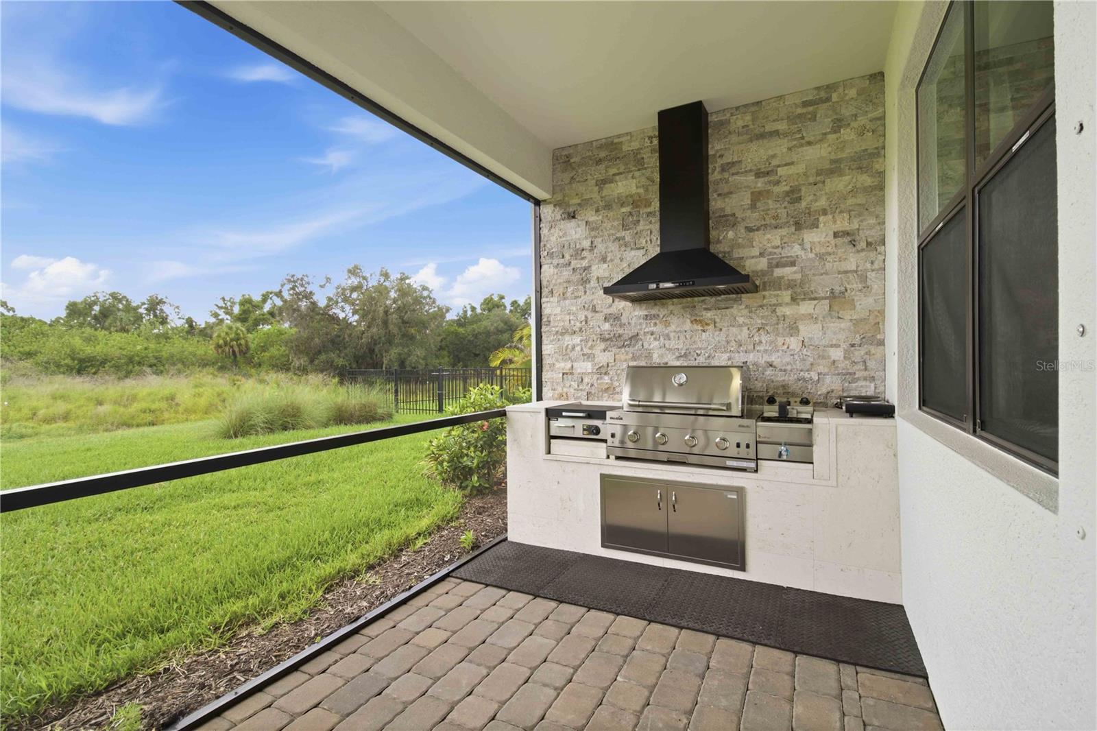 SAPPHIRE POINT PH IIIA - Residential
