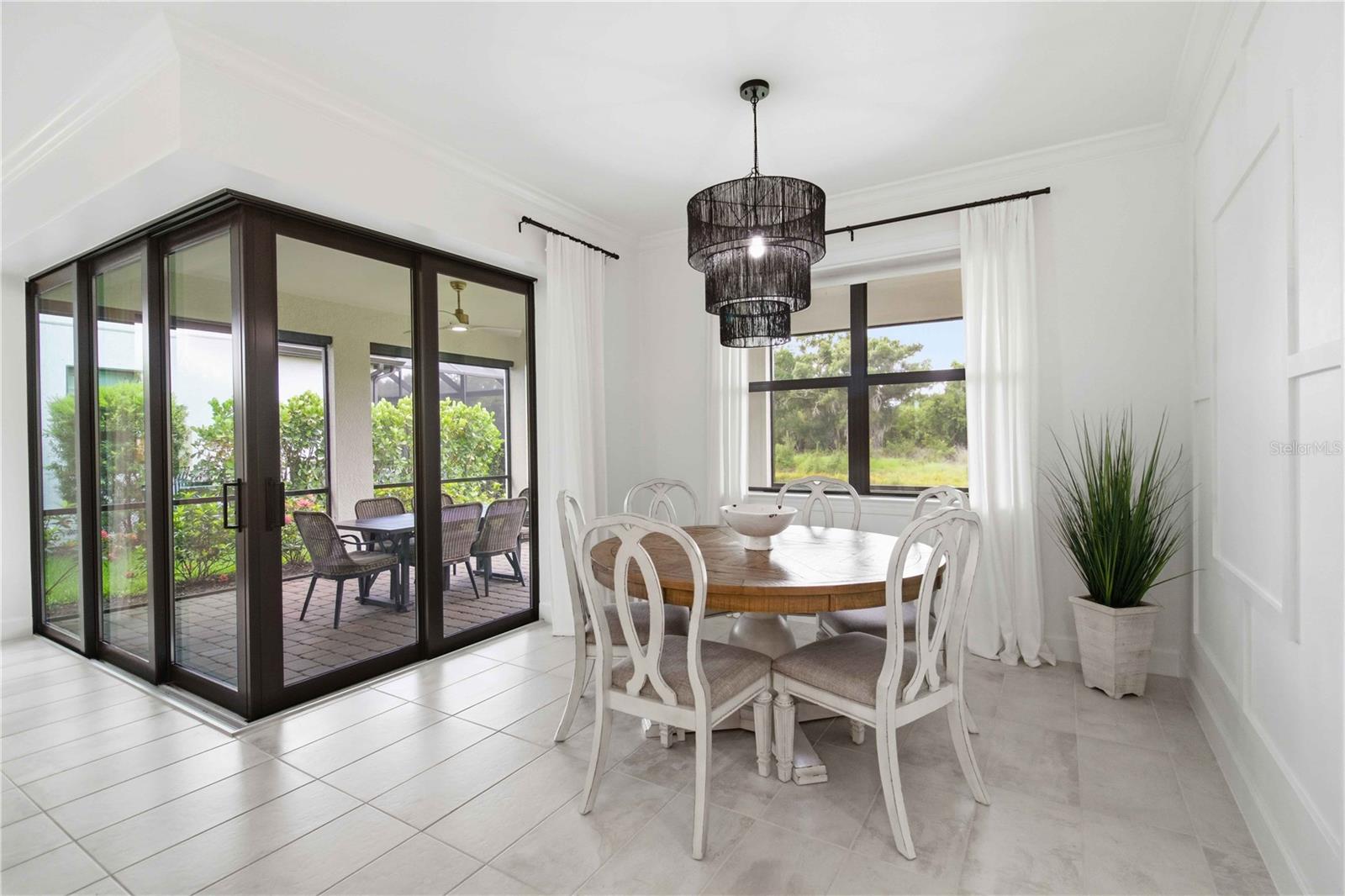 SAPPHIRE POINT PH IIIA - Residential
