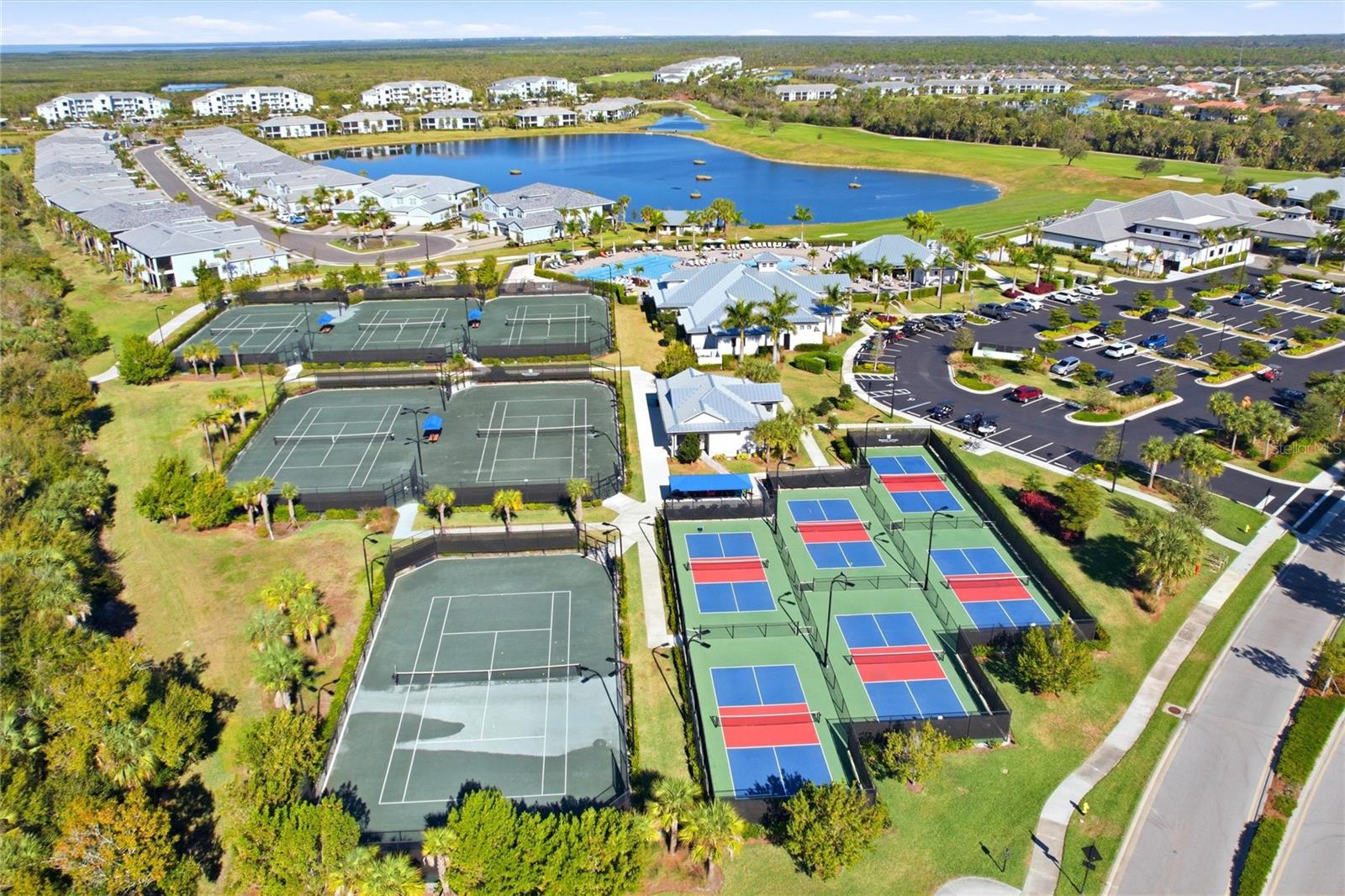 TERN BAY GOLF & CC RESIDENCE PH 01 - Residential