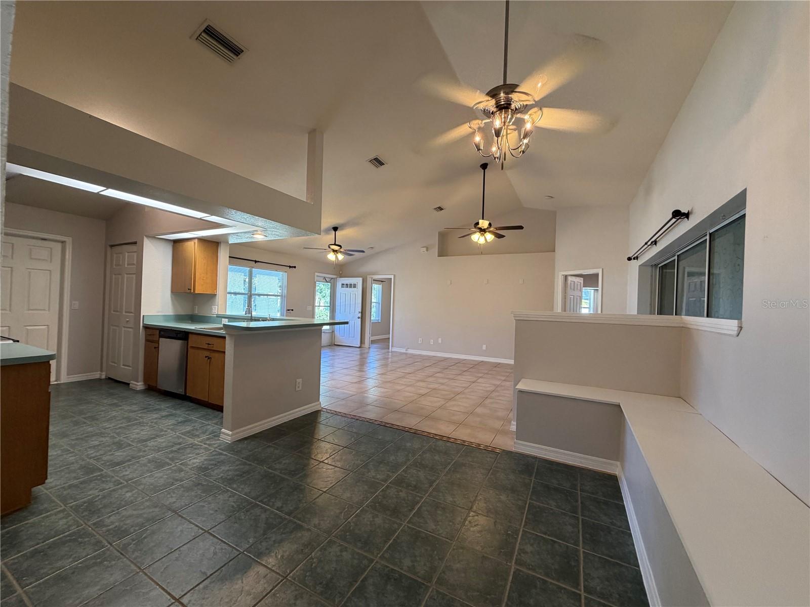 PORT CHARLOTTE - Residential Lease