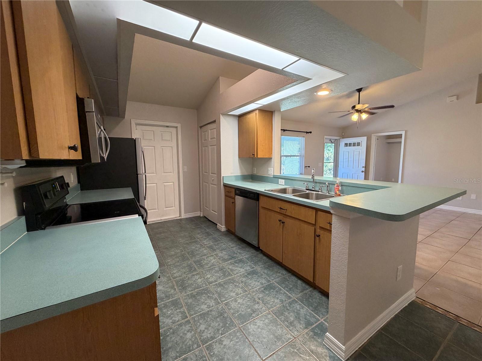 PORT CHARLOTTE - Residential Lease