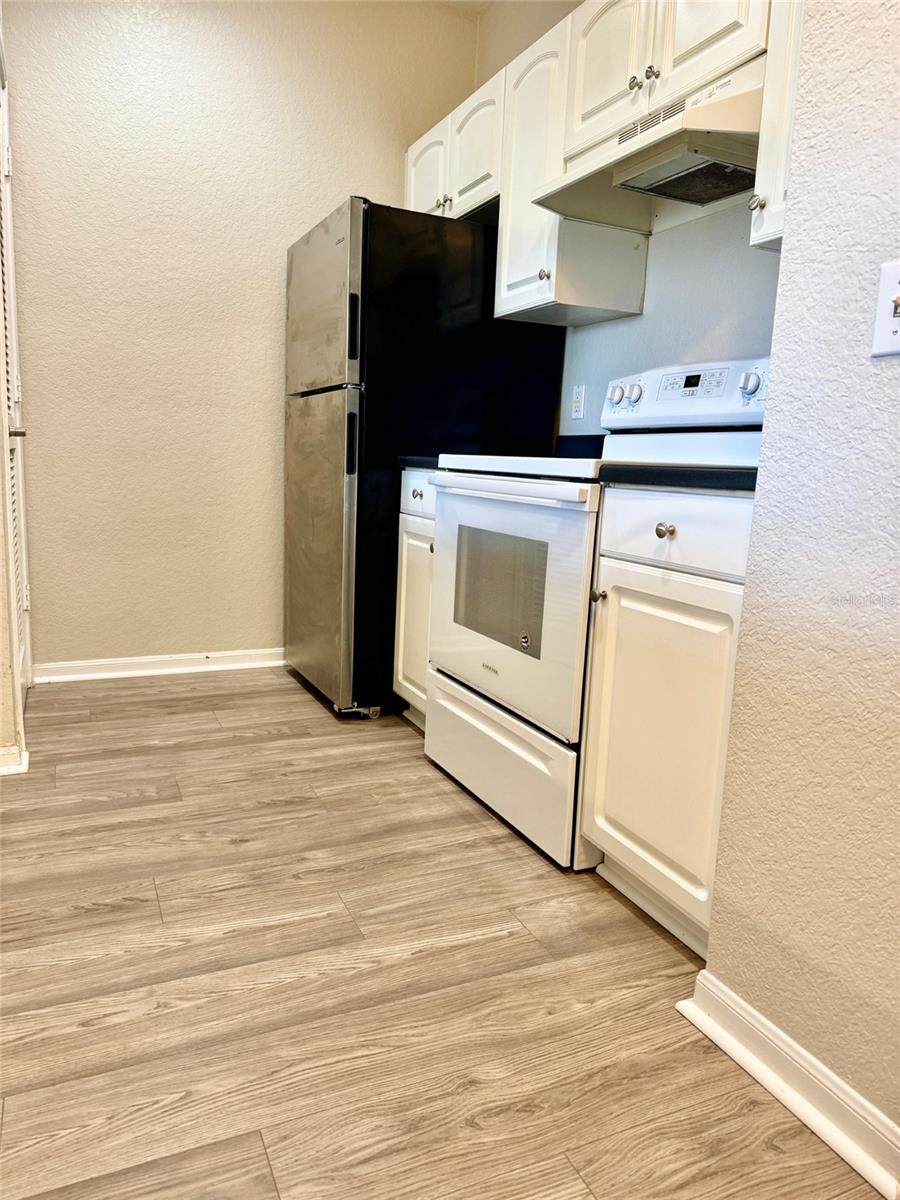 860 N ORANGE AVENUE 371
