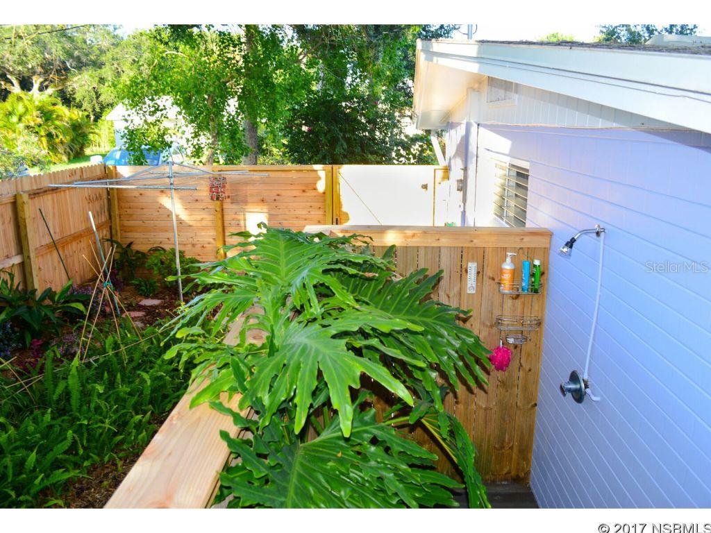 Detwilers N 650 Ft Lt 02 16 17 34 New Smyrna Beach - Residential Lease